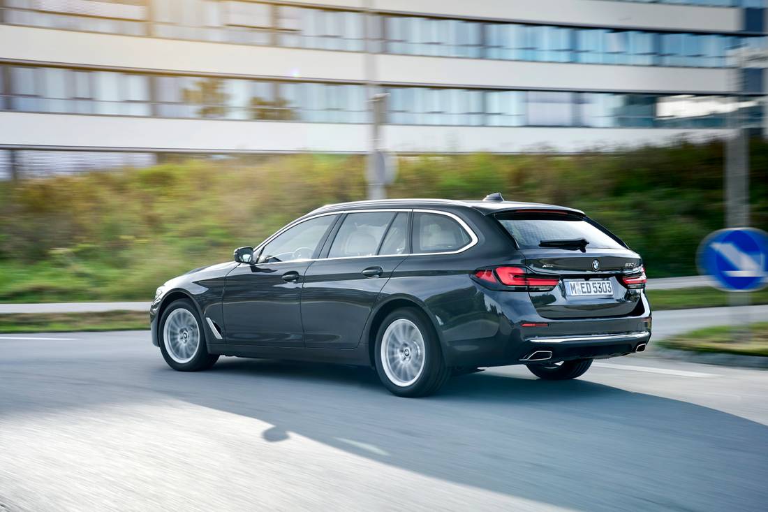 P90404032_highRes_the-new-bmw-530d-xdr