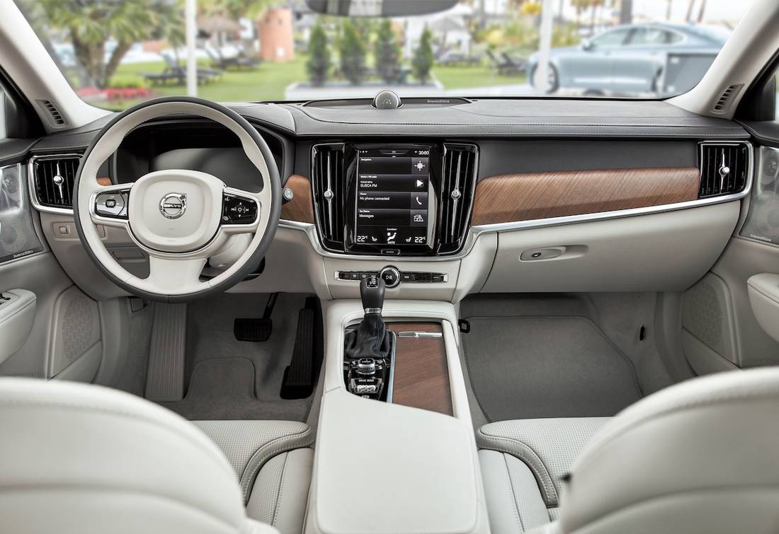 Volvo S90 AS24 3
