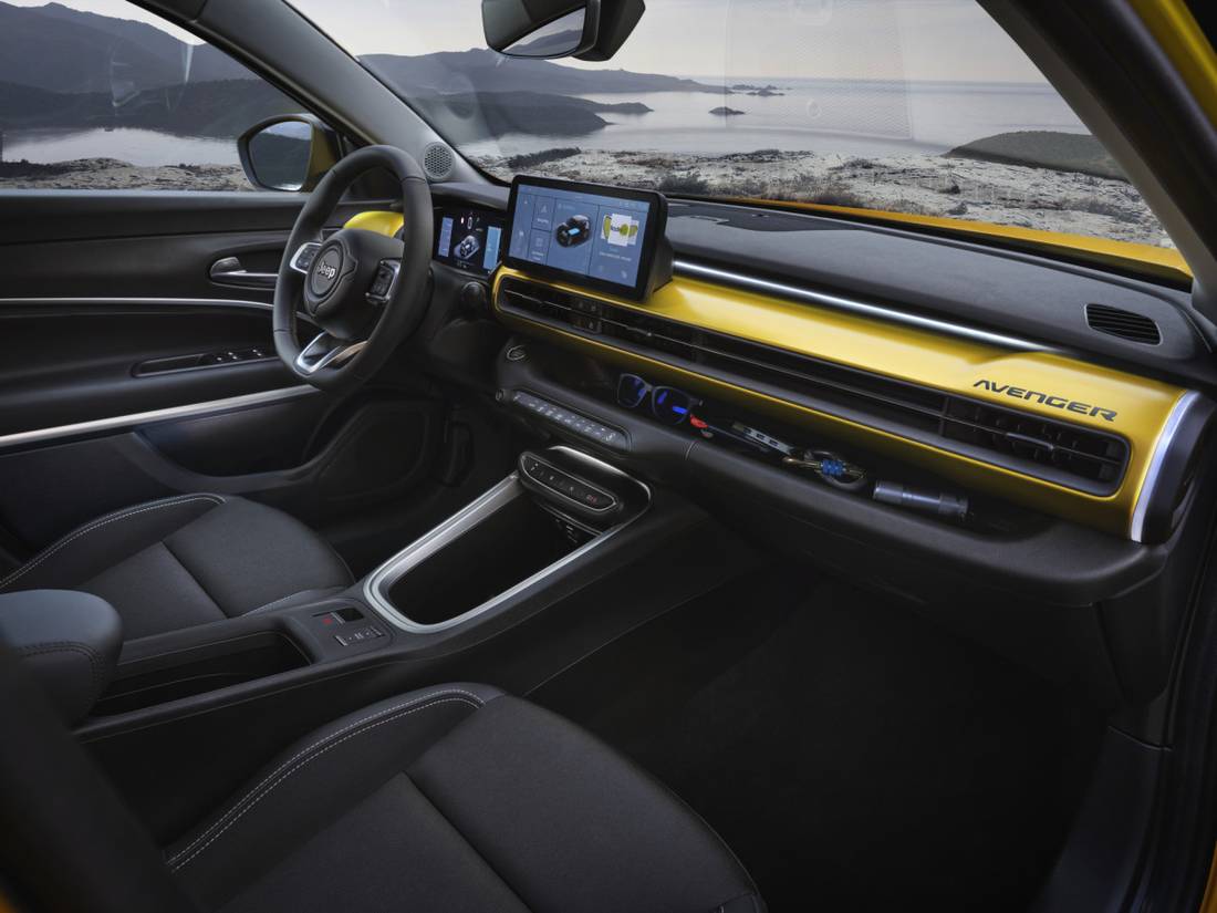 Jeep avenger interieur
