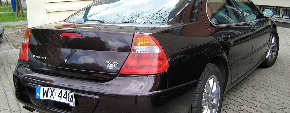 chrysler-300m-l-03