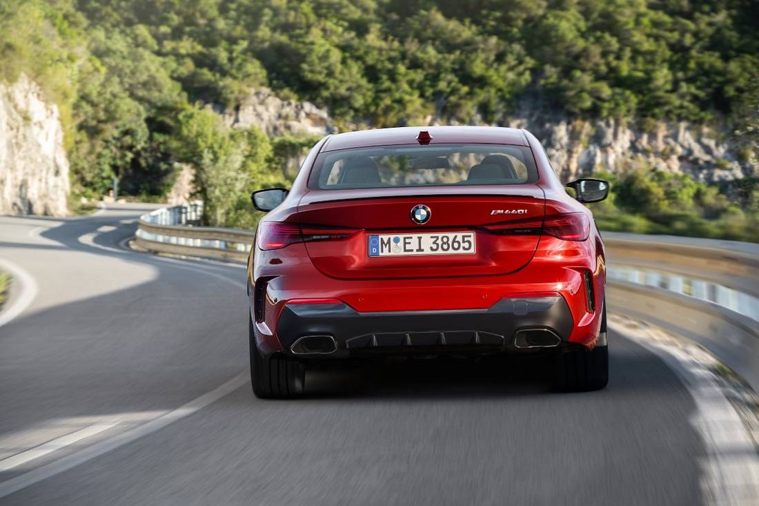 P90535817_lowRes_the-new-bmw-4-series