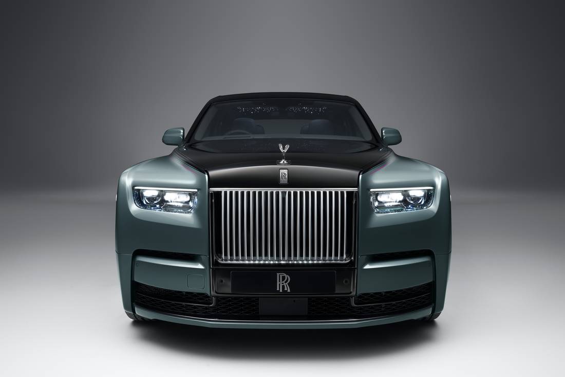 P90462867_highRes_rolls-royce-phantom-